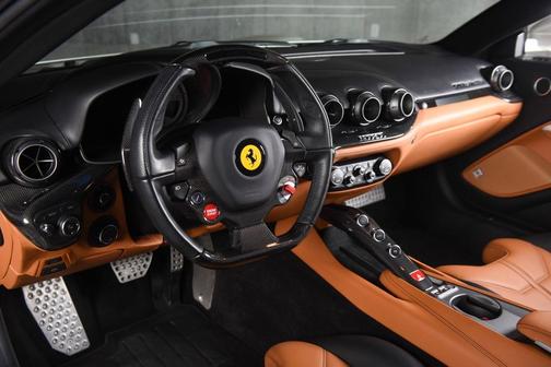 2014 Ferrari F12berlinetta Base