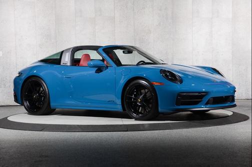 2024 Porsche 911 Targa 4 GTS