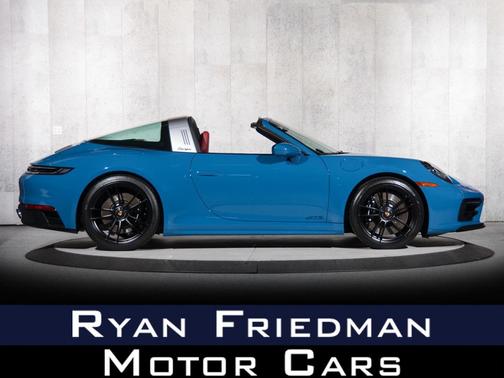 2024 Porsche 911 Targa 4 GTS
