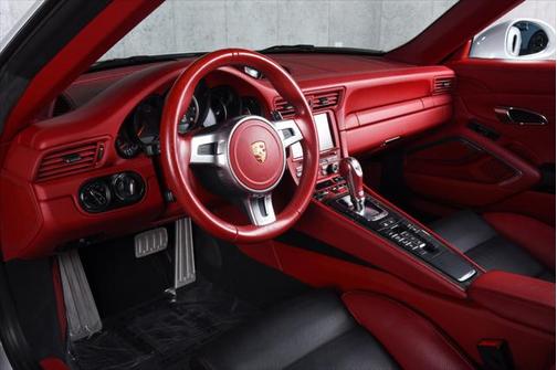 2016 Porsche 911 Turbo S
