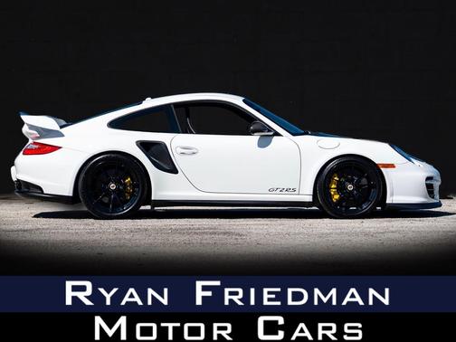 Carrara White 2011 Porsche 911 GT2 RS