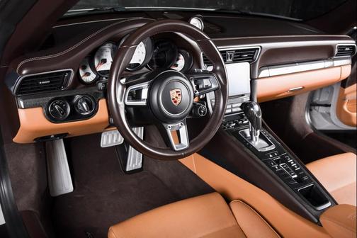 2019 Porsche 911 Targa 4 GTS
