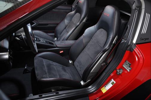 2016 Porsche 911 Targa 4 GTS