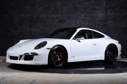 2015 Porsche 911 Carrera GTS