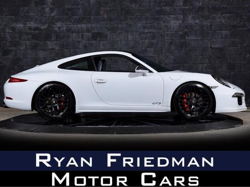2015 Porsche 911 Carrera GTS