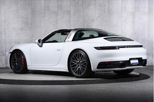 2024 Porsche 911 Targa 4S