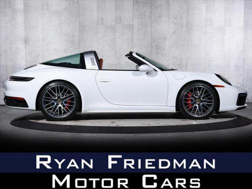 2024 Porsche 911 Targa 4S