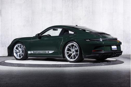 2022 Porsche 911 GT3 w/Touring Package