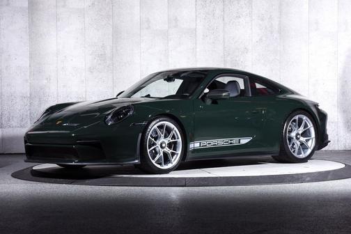 2022 Porsche 911 GT3 w/Touring Package