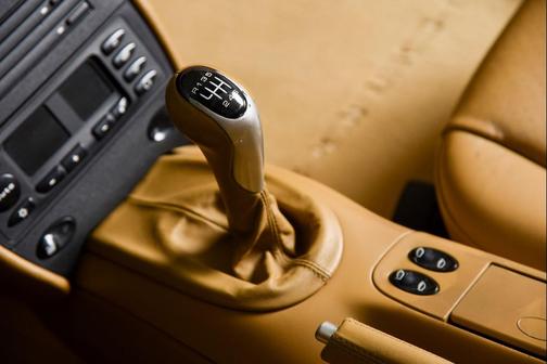 2001 Porsche 911 Carrera 4