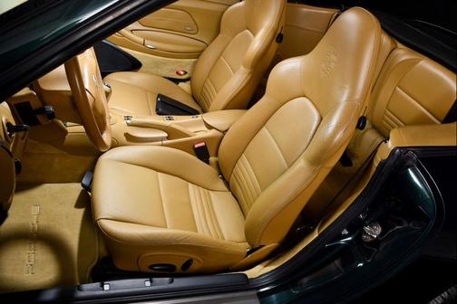 2001 Porsche 911 Carrera 4