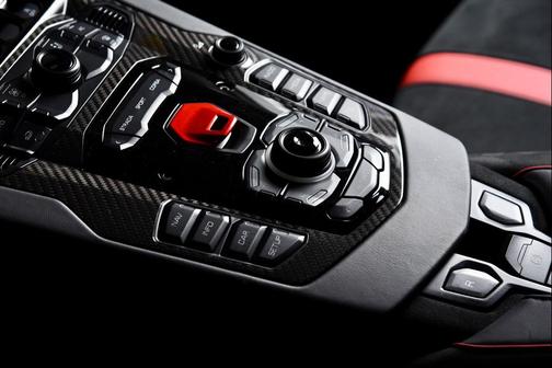 2016 Lamborghini Aventador LP750-4 Superveloce