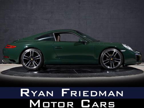 2018 Porsche 911 Carrera