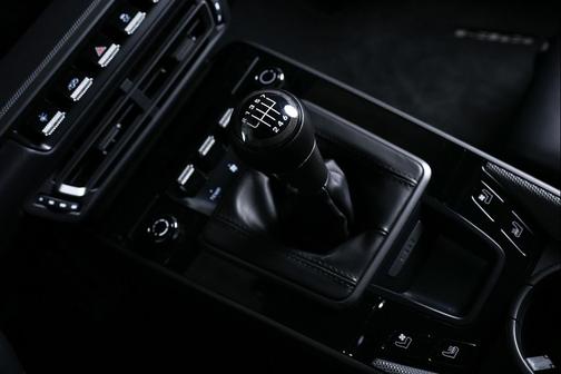 Jet Black Metallic 2024 Porsche 911 911 Carrera S
