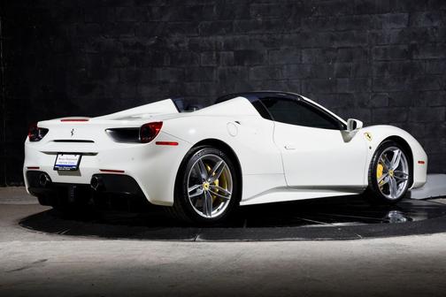 2018 Ferrari 488 Spider Base