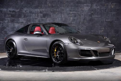 2018 Porsche 911 Targa 4 GTS