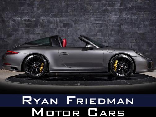 2018 Porsche 911 Targa 4 GTS