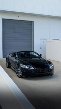2015 Aston Martin V8 Vantage Base