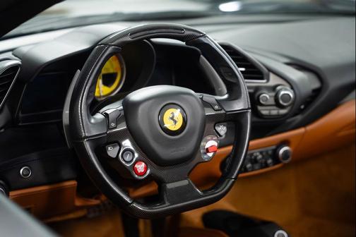 2018 Ferrari 488 Spider Base