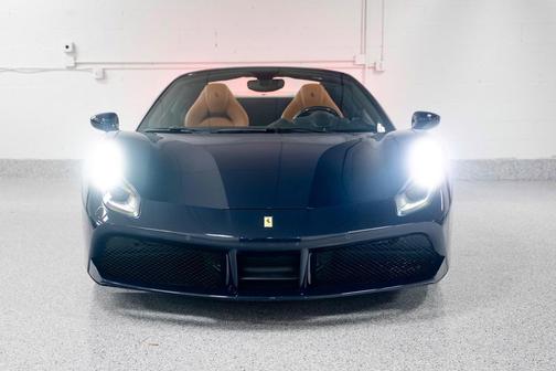 2018 Ferrari 488 Spider Base