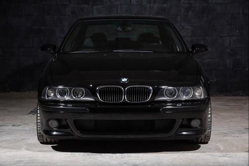 2000 BMW M5 Base