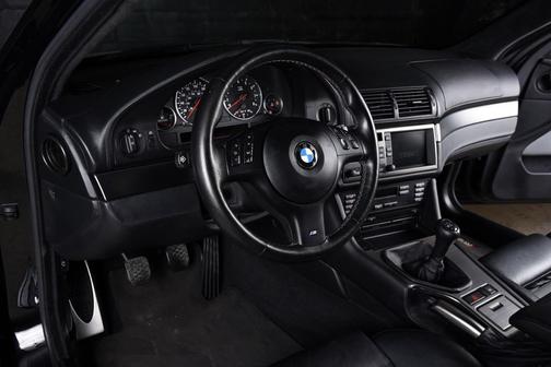 2000 BMW M5 Base