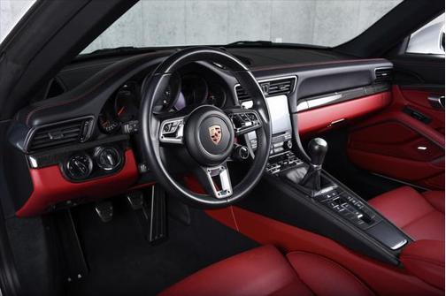 2019 Porsche 911 Targa 4 GTS