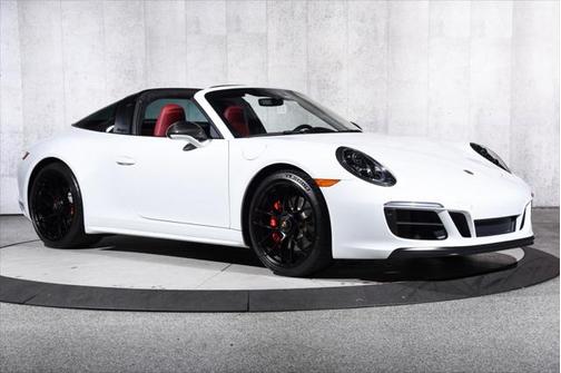 2019 Porsche 911 Targa 4 GTS