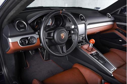 2023 Porsche 718 Cayman GT4