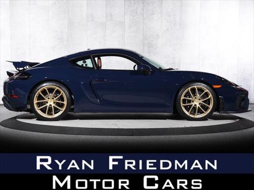 2023 Porsche 718 Cayman GT4