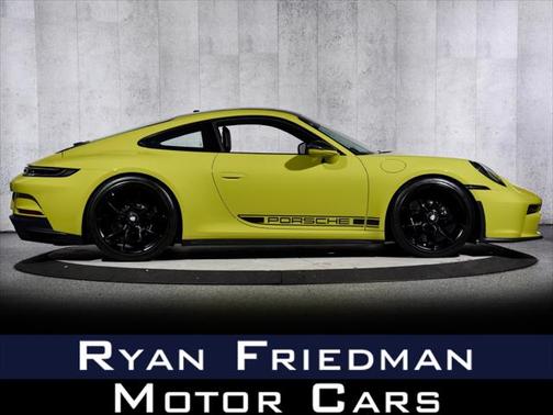 2022 Porsche 911 GT3 w/Touring Package