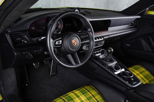 2022 Porsche 911 GT3 w/Touring Package