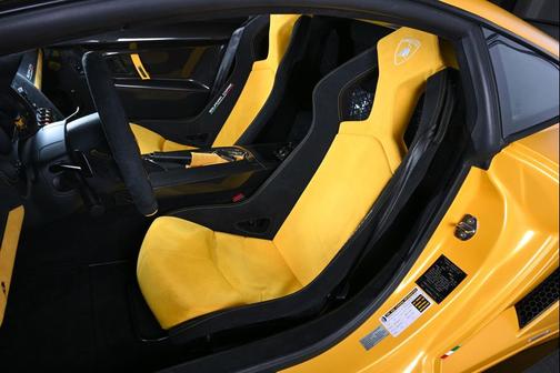 Giallo Midas 3-Layer (Yellow) 2014 Lamborghini Gallardo LP570-4 Squadra Corse