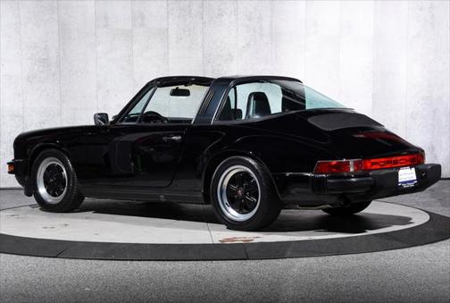 1985 Porsche 911 Targa