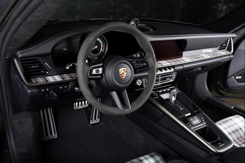 2025 Porsche 911 Turbo
