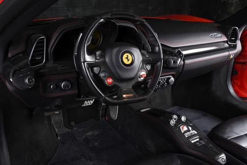 2015 Ferrari 458 Spider Base