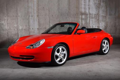 2000 Porsche 911 Carrera 4