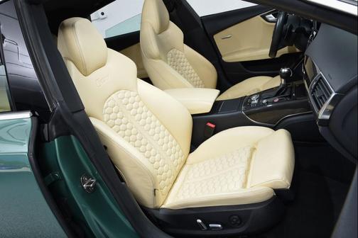 Alpine Green Metallic 2016 Audi RS 7 4.0T Prestige