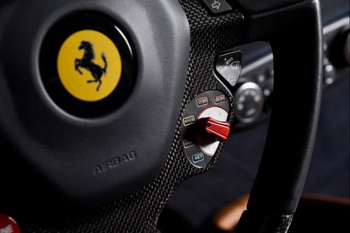 2011 Ferrari 458 Italia Base