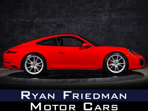 2017 Porsche 911 Carrera 4S