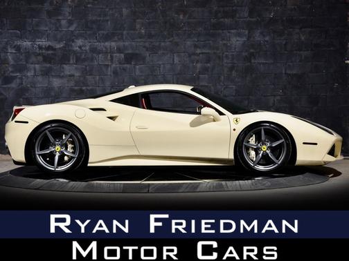 2018 Ferrari 488 GTB Coupe