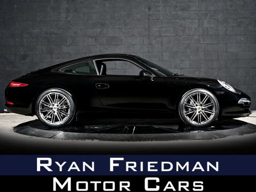 2016 Porsche 911 Black Edition