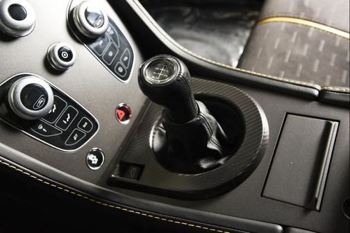 2016 Aston Martin V8 Vantage Base