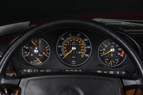 1988 Mercedes-Benz S-Class 560 SL