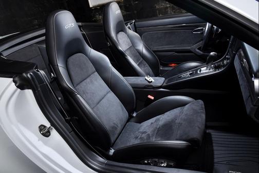 White 2016 Porsche 911 Carrera 4 GTS