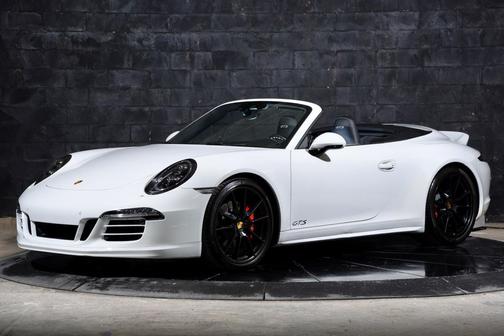 White 2016 Porsche 911 Carrera 4 GTS