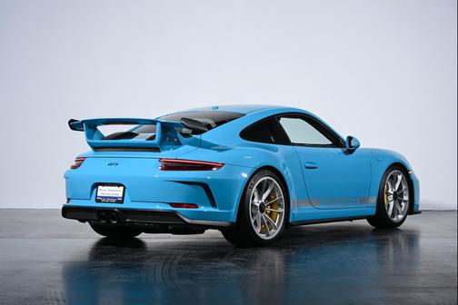 Miami Blue 2018 Porsche 911 GT3
