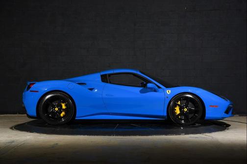 Azzurro Dino 2017 Ferrari 488 Spider Base