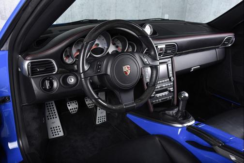 2011 Porsche 911 Carrera 4S