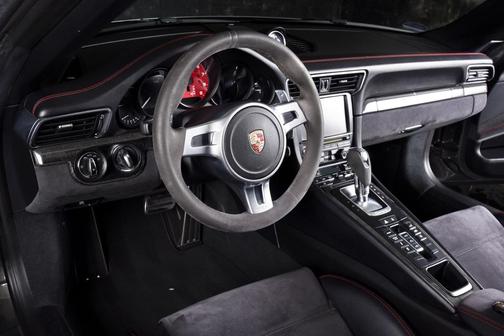 2015 Porsche 911 Carrera GTS